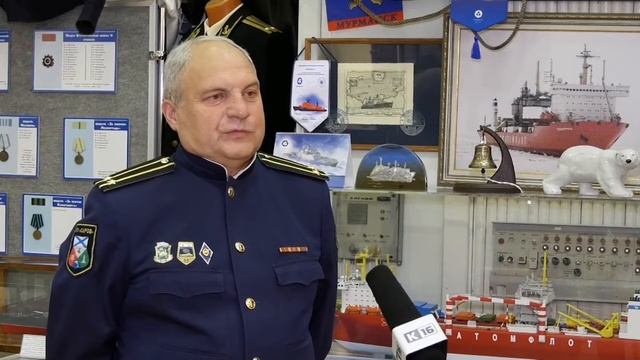 Уникальная выставка в честь Ушакова в арктической экспедиции "Умка-2022" смотреть онлайн