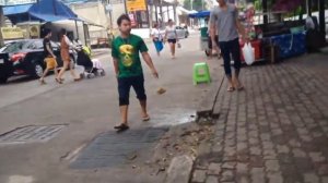Прогулка по Pattaya по улицам. Рядом с отелем Centara Grand Mirage