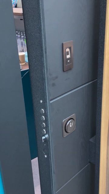 Открыть дверь по отпечатку пальца смотреть онлайн