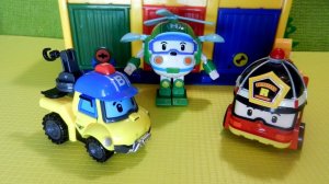 Робокары - трансформеры. Баки эвакуатор. Игрушки Робокар Поли