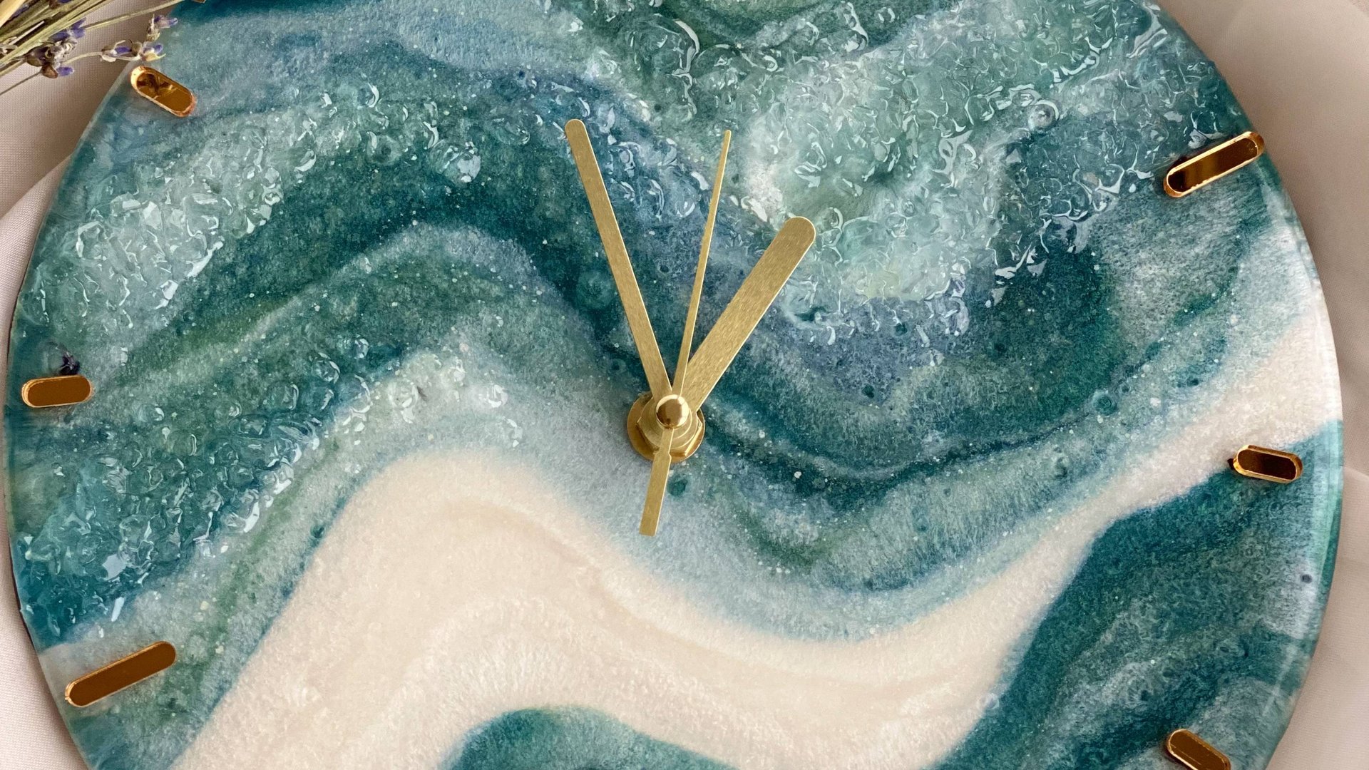 Инструкция по работе с набором из эпоксидной смолы Аквамарин. Вариант 4 смотреть онлайн