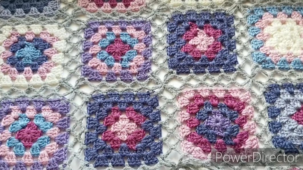 Безотрывное соединение квадратов сеткой// Как соединить бабушкины квадраты смотреть онлайн