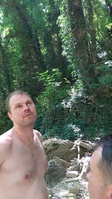 Наши друзья, Саня с Вовочкой, нас проведали на водопаде Богатырь