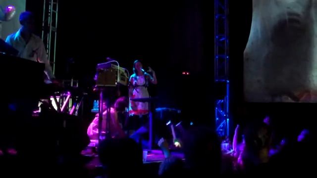 CocoRosie - Tranny Power смотреть онлайн