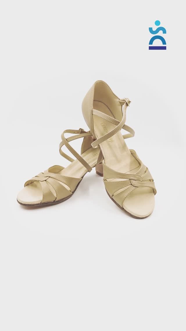 Нежный бежевый) смотреть онлайн