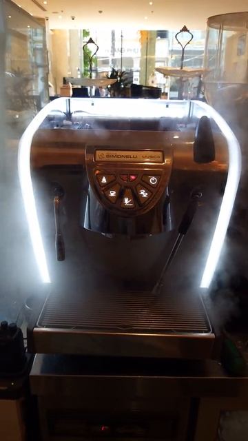 Nuova Simonelli Musica in a magical light after working смотреть онлайн