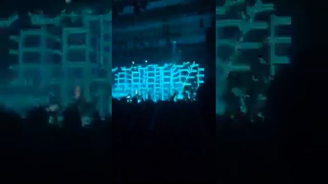 Горячий Твиттер смотреть онлайн