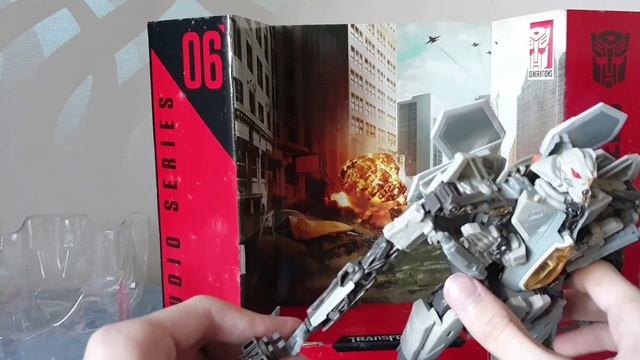 Трансформер Starscream