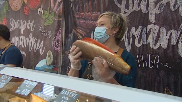 В Ярославль приехала ярмарка национальных вкусов смотреть онлайн