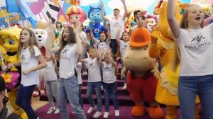 МУЛЬТИМИР 2019 - ФЕСТИВАЛЬ АНИМАЦИИ - Выступление Академии Игоря Крутого Гимн МультиМир