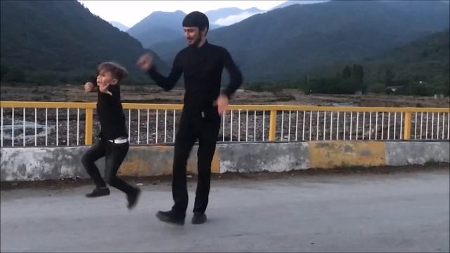 Ребенок Так Классно Станцевал 2019 Чеченская Лезгинка Ловзар ALISHKA ELCHIN SHAKIR (Balaken)