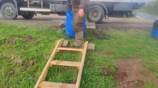 WhatsApp Video 2025-04-29 at 17.44.26 смотреть онлайн