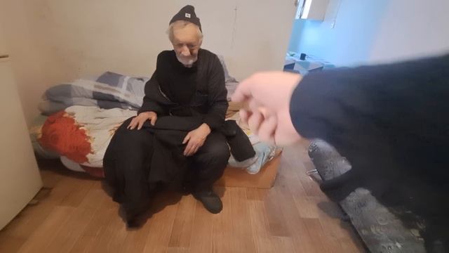 КУДА УХОДИТ УГОЛЬ У ЛЮДМИЛЫ 🤫 КАК ДЕЛА У СТАРИКОВ. ВОЛОДЯ В НАКАУТЕ 😵 НЕ МОЖЕТ ОТОЙТИ смотреть онлайн