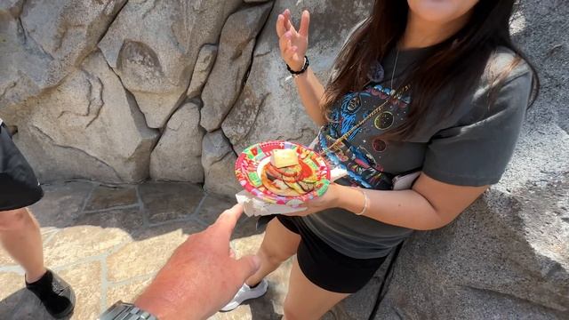 NEW PIXAR FEST FOOD FESTIVAL?! Preview At Disney California Adventure-Booth Locations + Taste Test