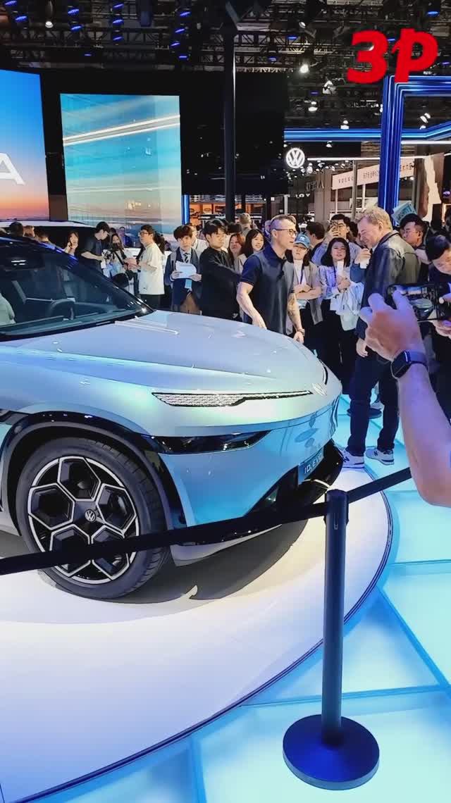 Новый кроссовер Volkswagen ID Evo – пока как концепт-кар в Шанхае / Фольксваген в Китае #shorts смотреть онлайн