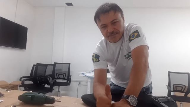 CADEIRA de ESCRITÓRIO EXECUTIVA - COMO MONTAR? смотреть онлайн