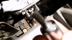 Как открутить болт под шестигранник. Как выкрутить слизанный болт. В гостях у дяди Вани 💥