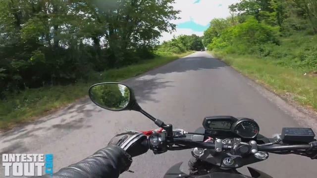 "Test" Ne la jugez pas sur le physique 😉 "YAMAHA XJ6 35kw de 2013" смотреть онлайн