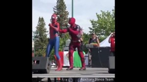 Танец Дедпула и Человека паука подхожит под все песни