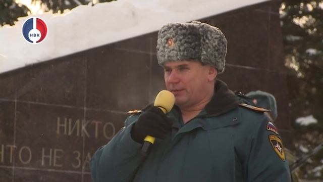 В Новоуральске состоялась акция "Защитим героев Отечества" смотреть онлайн