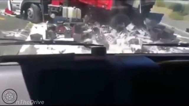 Автоприколы. Авто юмор. Приколы на дороге. Чудаки, хамы, неадекваты. Подборка январь 2022 #150 смотреть онлайн