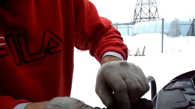 Алёша снимает радиатор смотреть онлайн