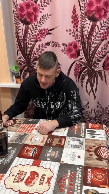 Тонкий юмор подъехал 😂 #приколы #приколыпро #юмор #отношения смотреть онлайн