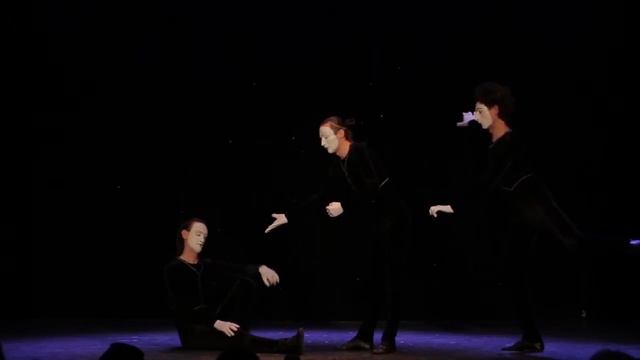 Pantomime - Great and unsurparssed Chaplin (мимы) смотреть онлайн