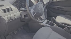 Opel Astra H 2010 1.6MT