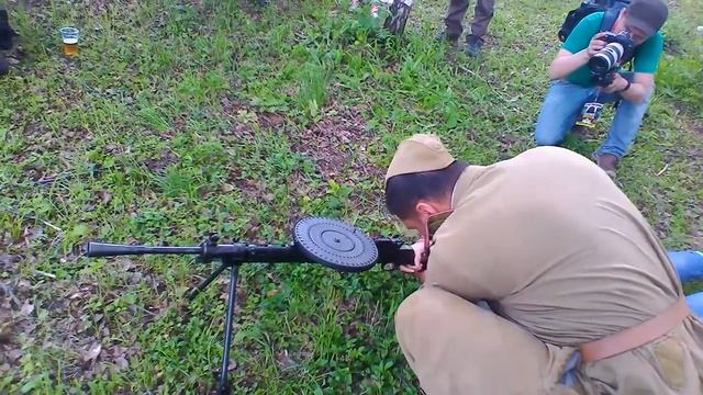 Стрельба из ручного Пулемета Дегтярева