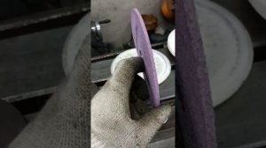 Шлифовальные работы на станке 3Е642Е. Шлифовка канавки подшипника.