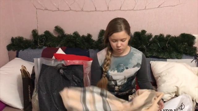 VLOGMAS #15: ВСТРЕТИЛИ ЕЛЕНУ ЛЕТУЧУЮ / ШОППИНГ смотреть онлайн