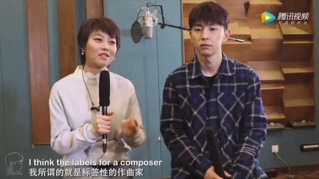 Дэн Лунь о работе над песней Молодежный Пекин. Русская озвучка. смотреть онлайн