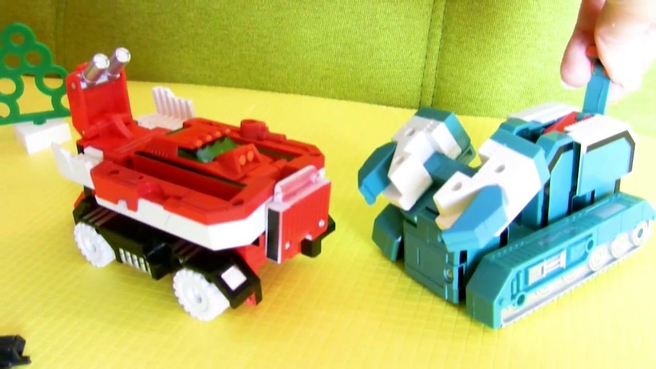 Игрушечные машины и роботов. Большой сборник видео с игрушками смотреть онлайн