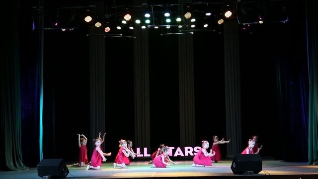 Kids Fest Friends (Гагарина) by Радмила Калинина All Stars Dance Centre 2017 смотреть онлайн