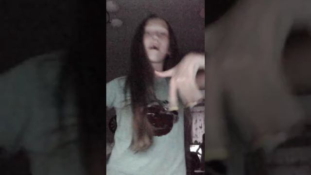 Танцую 💃 под песню Thunder