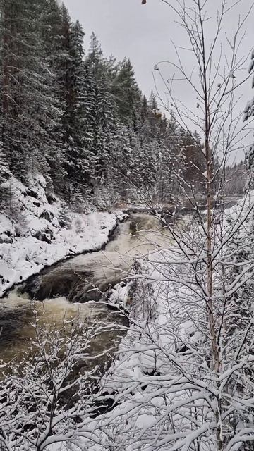 Водопад Кивач в Карелии