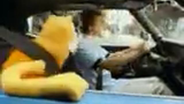 Flat Eric and Mr Oizo "GROOVE~1.MPG" ("Flat beat") Video passed around in the 90s смотреть онлайн