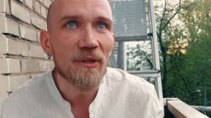 " Отрицая любовь и зависимость..." - Автор : Надежда Цветкова, Читает Дмитрий Максаков