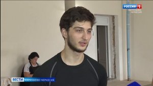 Артисты ансамбля танца Карачаево-Черкесии "Эльбрус" готовятся к участию на выставке-форуме "Россия"