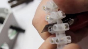 Как соединить провода в распределительной коробке