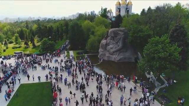День победы в Волгограде _ Мамаев курган _ Родина мать _ 9 мая смотреть онлайн