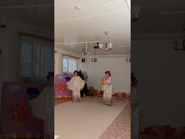 Выступление на осеннем празднике смотреть онлайн