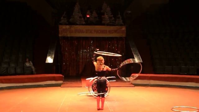 Оксана Хоменко Рок звезда обручи триумф смотреть онлайн