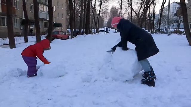Битва снежками - The Sisters Тайм смотреть онлайн