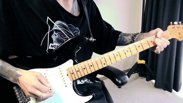 [HELIX]Marshall-JCM800 + strato + octaver смотреть онлайн