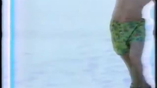 Реклама Snickers. Не тормози - сникерсни! 2001-2002 год. смотреть онлайн