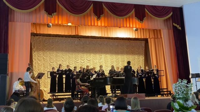 Bob Chilcott "А little jazz mass" - "Kyrie". первый номер из маленькой джазовой мессы - Кирие. смотреть онлайн