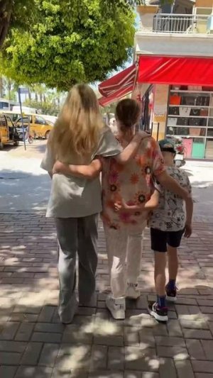 Разбежались!!!