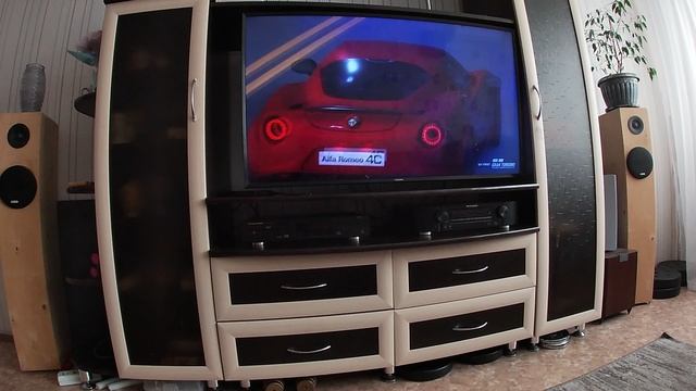 заезд по музыкальное ралли (музыкальный повтор)